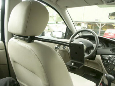 Mercedes benz r350 headrest #5