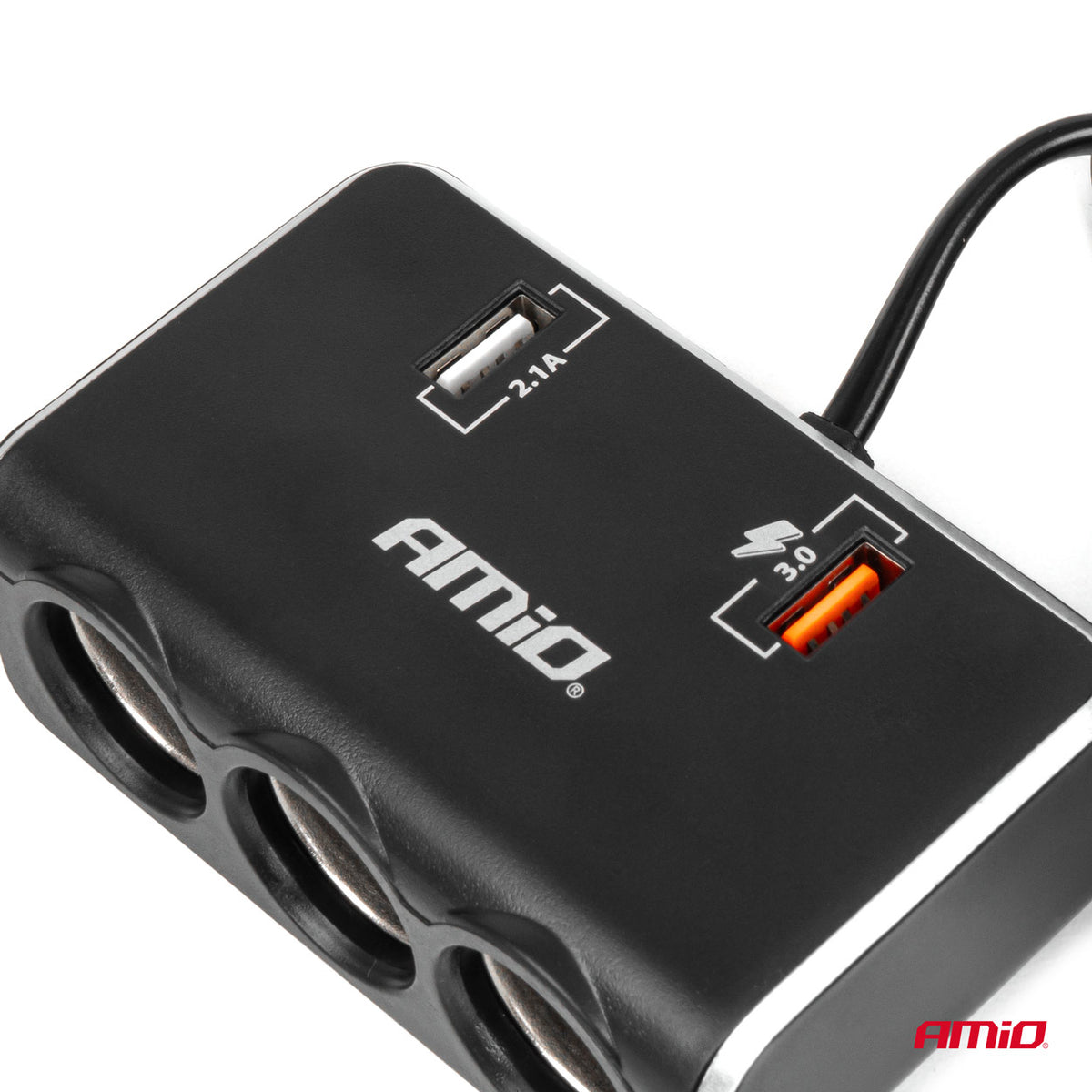 Drievoudige stekkerdoos oplader met digitaal display 2x USB A QC 3.0 12/24V 120W 80cm AMiO 04364 - AMiO 04364 - afbeelding 4