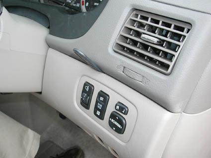 Brodit ProClip 603242 - Toyota Sienna 2004-2010