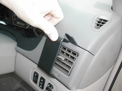 Brodit ProClip 603242 - Toyota Sienna 2004-2010