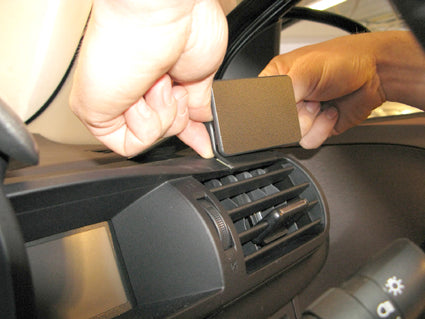 Brodit ProClip 604292 - Toyota iQ 2009-2019