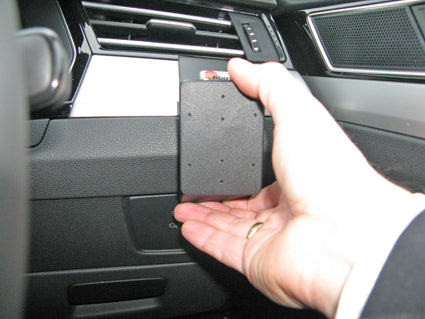 Brodit ProClip 605070 - Volkswagen Arteon 2015-2026