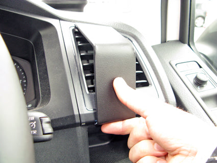 Brodit ProClip 605214 - Volkswagen Caravelle 2016-2020