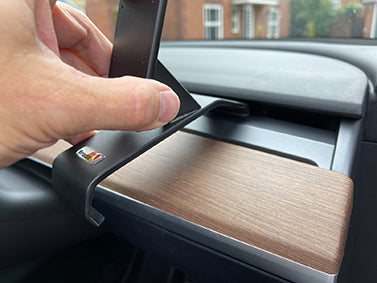 Brodit ProClip 605766 - Tesla Model Y