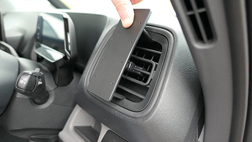 Brodit ProClip 606032 - Volkswagen ID. Buzz Cargo 2023-2026