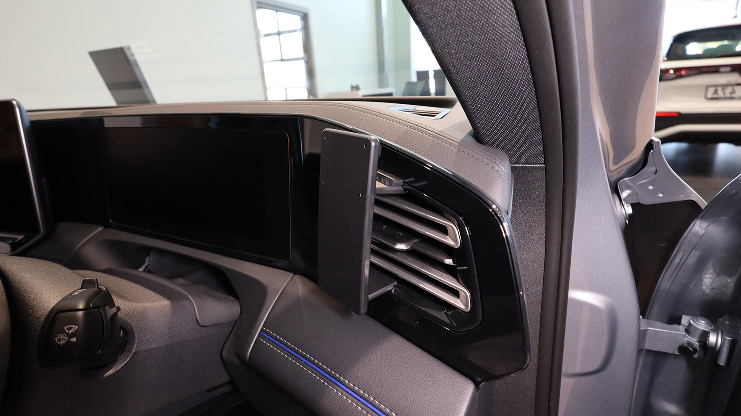 Brodit ProClip 606245 - Volkswagen Tiguan 2025-2026
