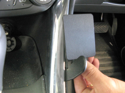 Brodit ProClip 634947 - Holden Commodore VF 2014-2017