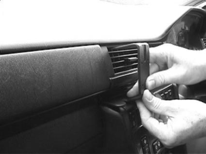 Brodit ProClip 652017 - Mercedes-Benz 124 (200-500E) 1986-1994