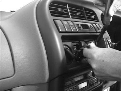 Brodit ProClip 652380 - Holden Jackaroo 1997-2005