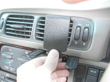 Brodit ProClip 652426 - Volvo C70 1997-2005