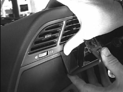 Brodit ProClip 652467 - Peugeot 306 1993-2002