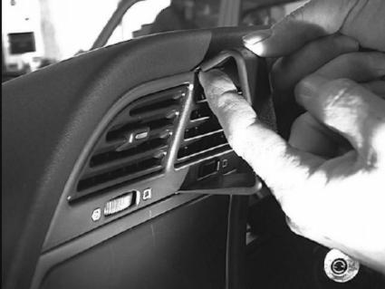 Brodit ProClip 652467 - Peugeot 306 1993-2002