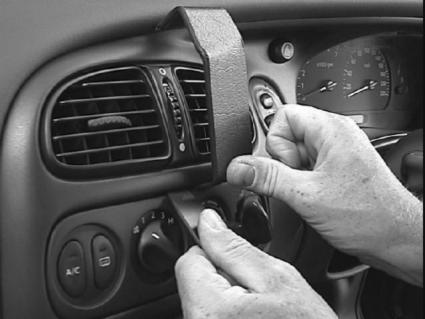 Brodit ProClip 652737 - Holden Executive 1998-2002