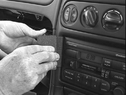 Brodit ProClip 652738 - Holden Executive 1998-2002
