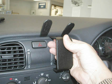 Brodit ProClip 652826 - Volvo S40 2001-2003