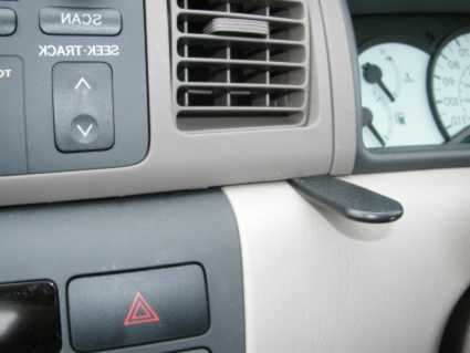 Brodit ProClip 653025 - Toyota Corolla 2002-2007