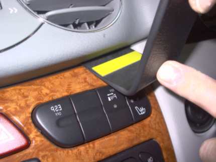 Brodit ProClip 653072 - Mercedes-Benz CLK-Class 2002-2010