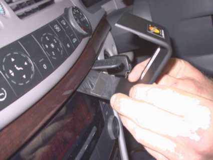 Brodit ProClip 653075 - Mercedes-Benz E-Class, Coupé 2002-2009