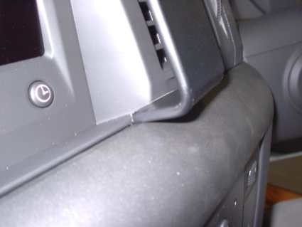 Brodit ProClip 653076 - Holden Signum 2002-2010