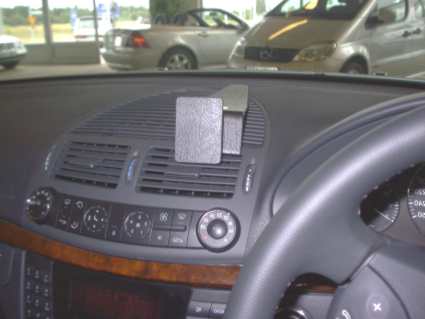 Brodit ProClip 653083 - Mercedes-Benz E-Class, Coupé 2002-2009