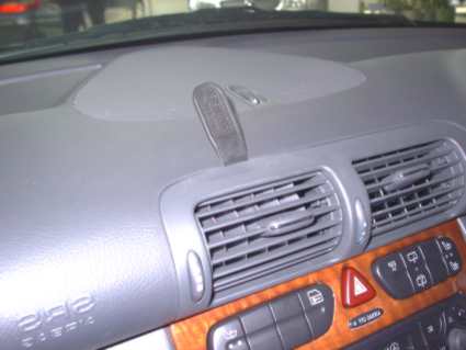Brodit ProClip 653090 - Mercedes-Benz C-Class (180-320) 2000-2006
