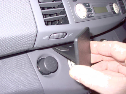 Brodit ProClip 653202 - Nissan Micra 2003-2010