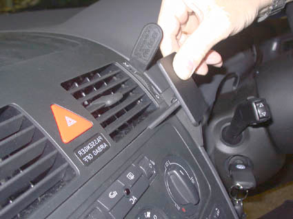 Brodit ProClip 653267 - Volkswagen Touran 2003-2015