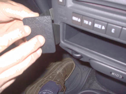 Brodit ProClip 653270 - Toyota Echo 2003-2005