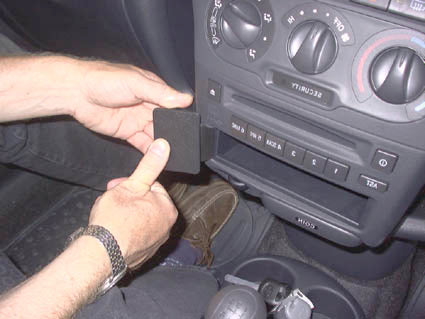 Brodit ProClip 653270 - Toyota Echo 2003-2005