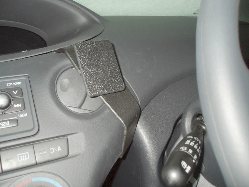Brodit ProClip 653381 - Toyota Yaris 2003-2005