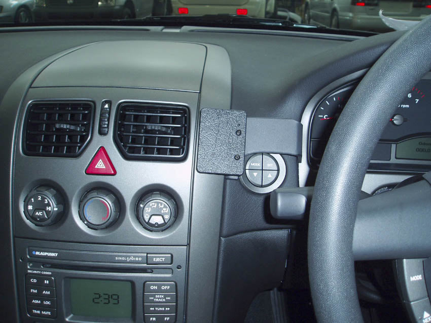 Brodit ProClip 653388 - Holden Commodore VY 2002-2007