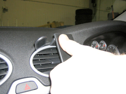 Brodit ProClip 653584 - Ford Focus 2005-2010