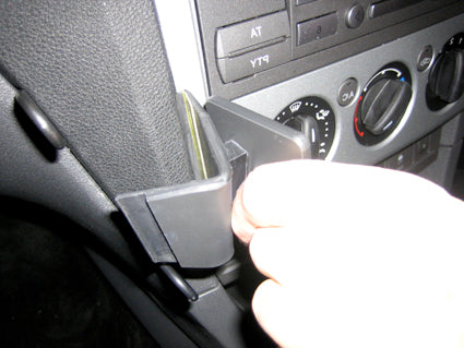 Brodit ProClip 653585 - Ford Focus 2005-2010