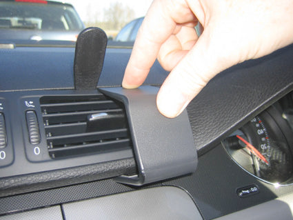 Brodit ProClip 653603 - Volkswagen Passat 2009-2017