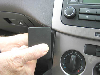 Brodit ProClip 653652 - Volkswagen Passat 2009-2017