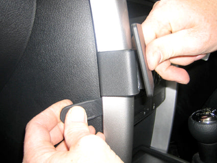 Brodit ProClip 653816 - Peugeot 207 2006-2014