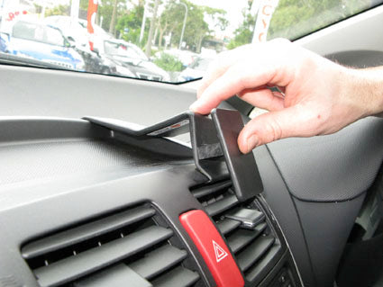 Brodit ProClip 653984 - Toyota Ascent 2007-2015