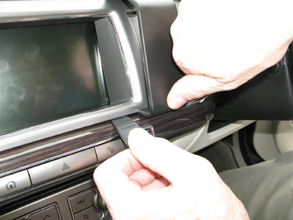 Brodit ProClip 654200 - Jaguar XF 2009-2015