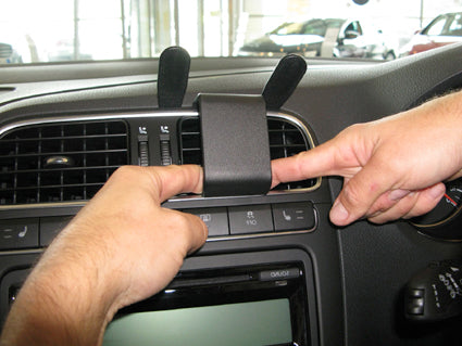 Brodit ProClip 654382 - Volkswagen Polo 2010-2017