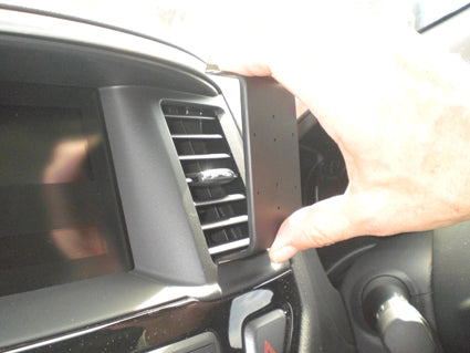 Brodit ProClip 654895 - Nissan Pathfinder 2013-2021