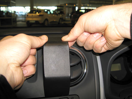 Brodit ProClip 654897 - Dacia Logan 2013-2021