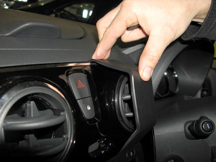 Brodit ProClip 654899 - Dacia Lodgy 2013-2014