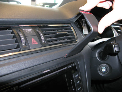 Brodit ProClip 654901 - Seat Rapid 2013-2018