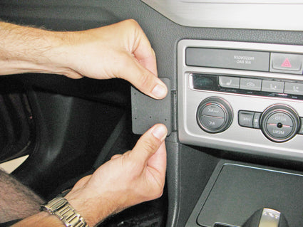Brodit ProClip 655030 - Volkswagen Golf SV 2015-2021