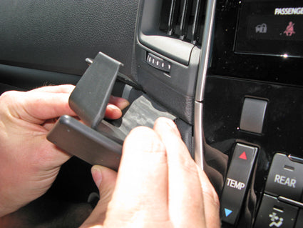 Brodit ProClip 655178 - Toyota LandCruiser 200 2016-2021