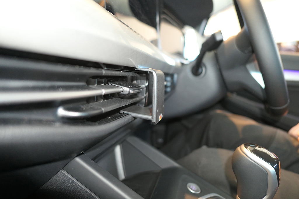 Brodit ProClip 655620 - Volkswagen Golf VIII 2020-2026