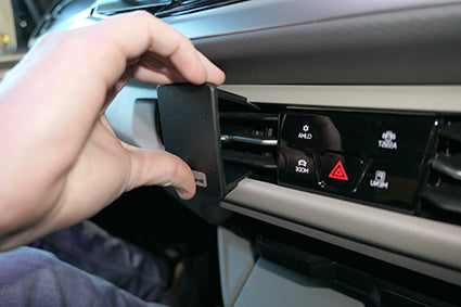 Brodit ProClip 655736 - Volkswagen Multivan T7 2022-2026