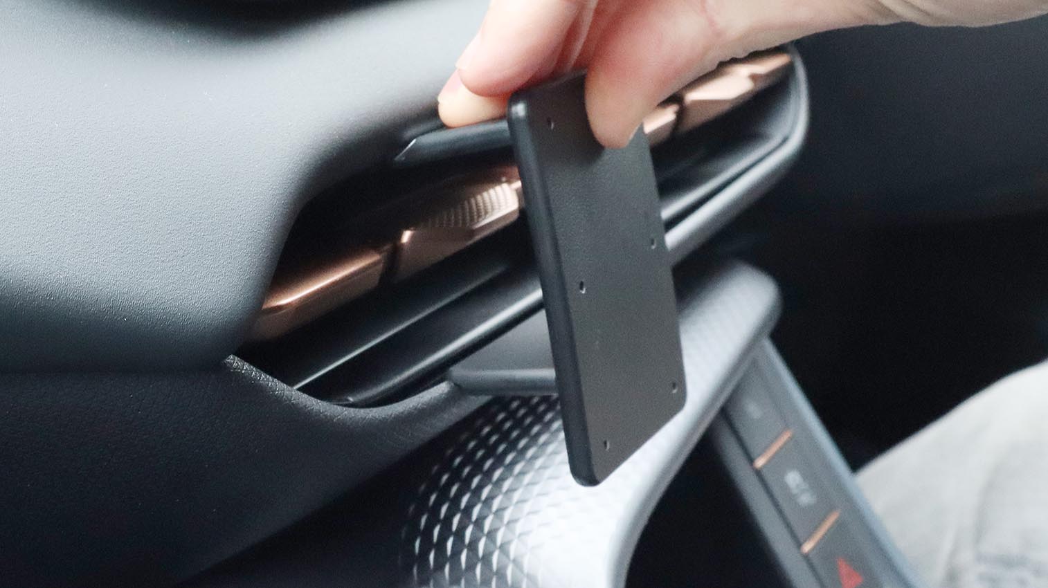 Brodit ProClip 656234 - Cupra Terramar 2024-2026