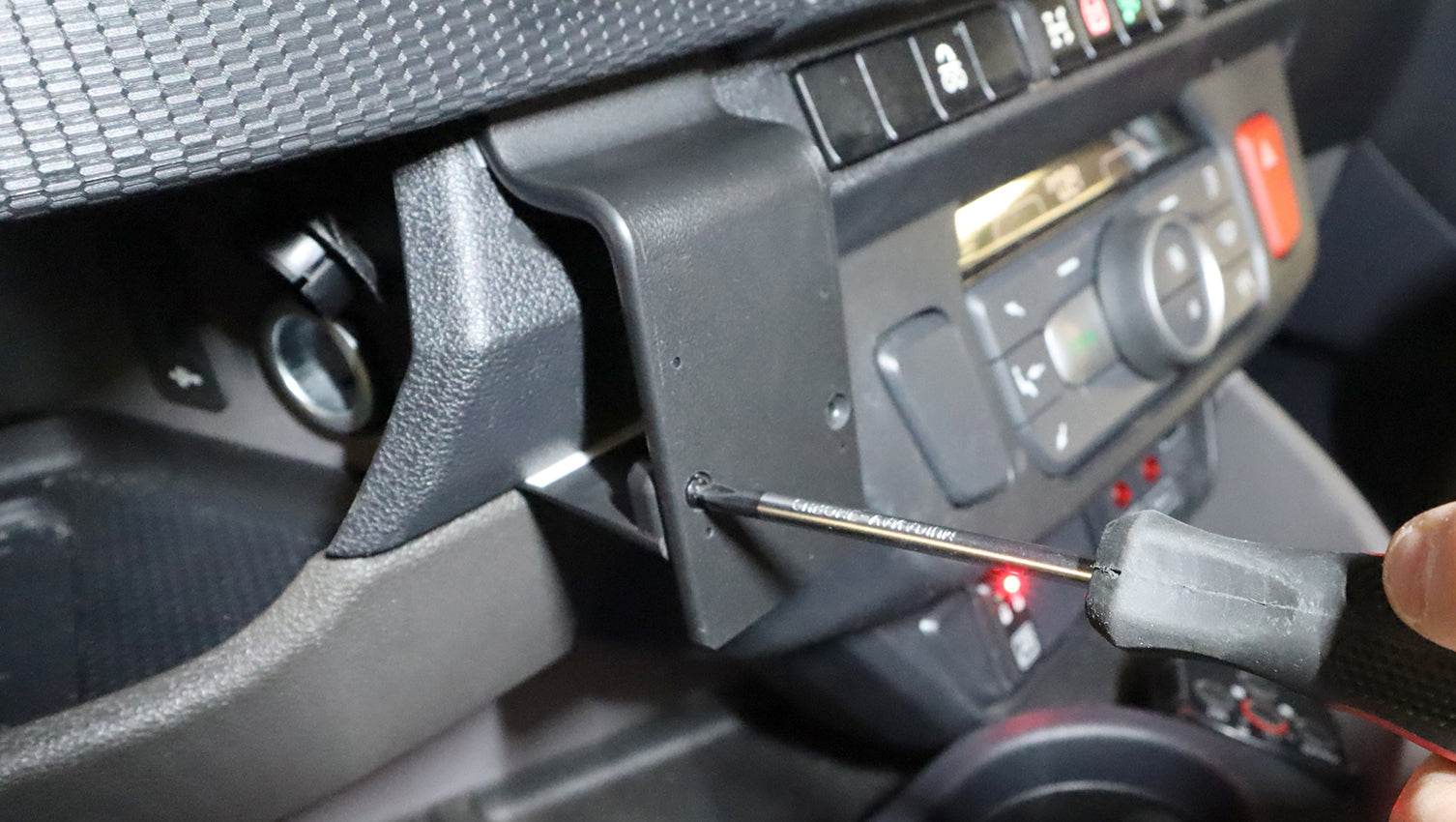 Brodit ProClip 656258 - DAF XD 2022-2026