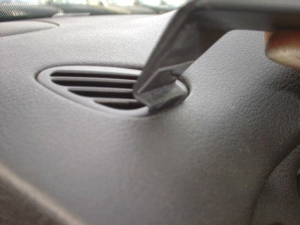 Brodit ProClip 803070 - Peugeot 607 2001-2009